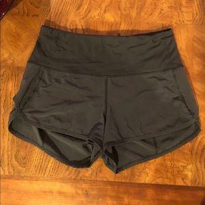 Lululemon Speed up short high rise